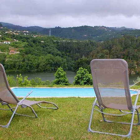 Casa Do Lavadouro * Pacos de Gaiolo